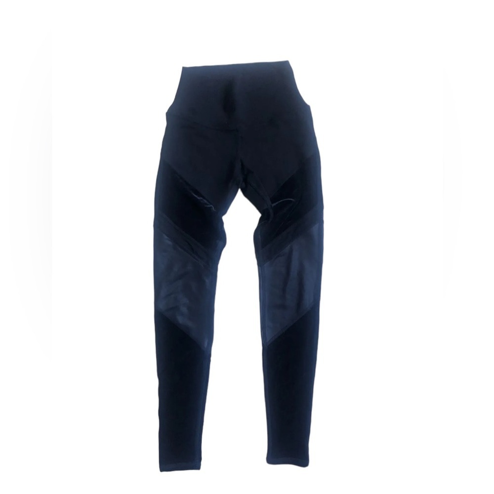 High-Waist Sheila Legging by Alo Yoga. Size XXS - Picture 8 of 8